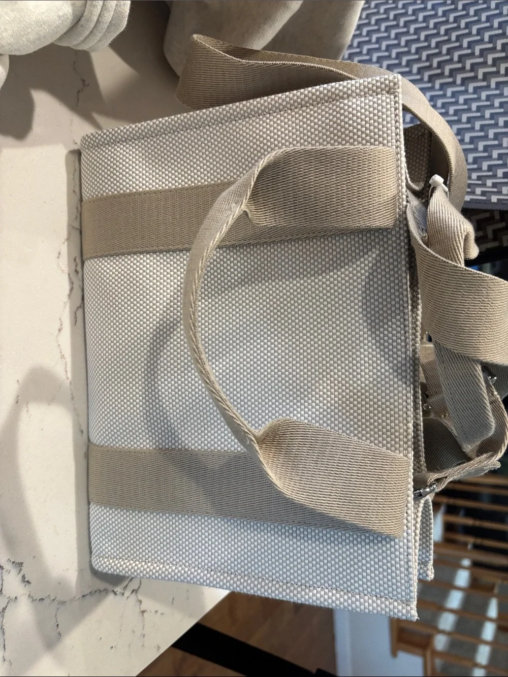Lululemon BUNDLE– Scuba + Canvas Tote + Never Lost Keychain + Gift Bag NWT